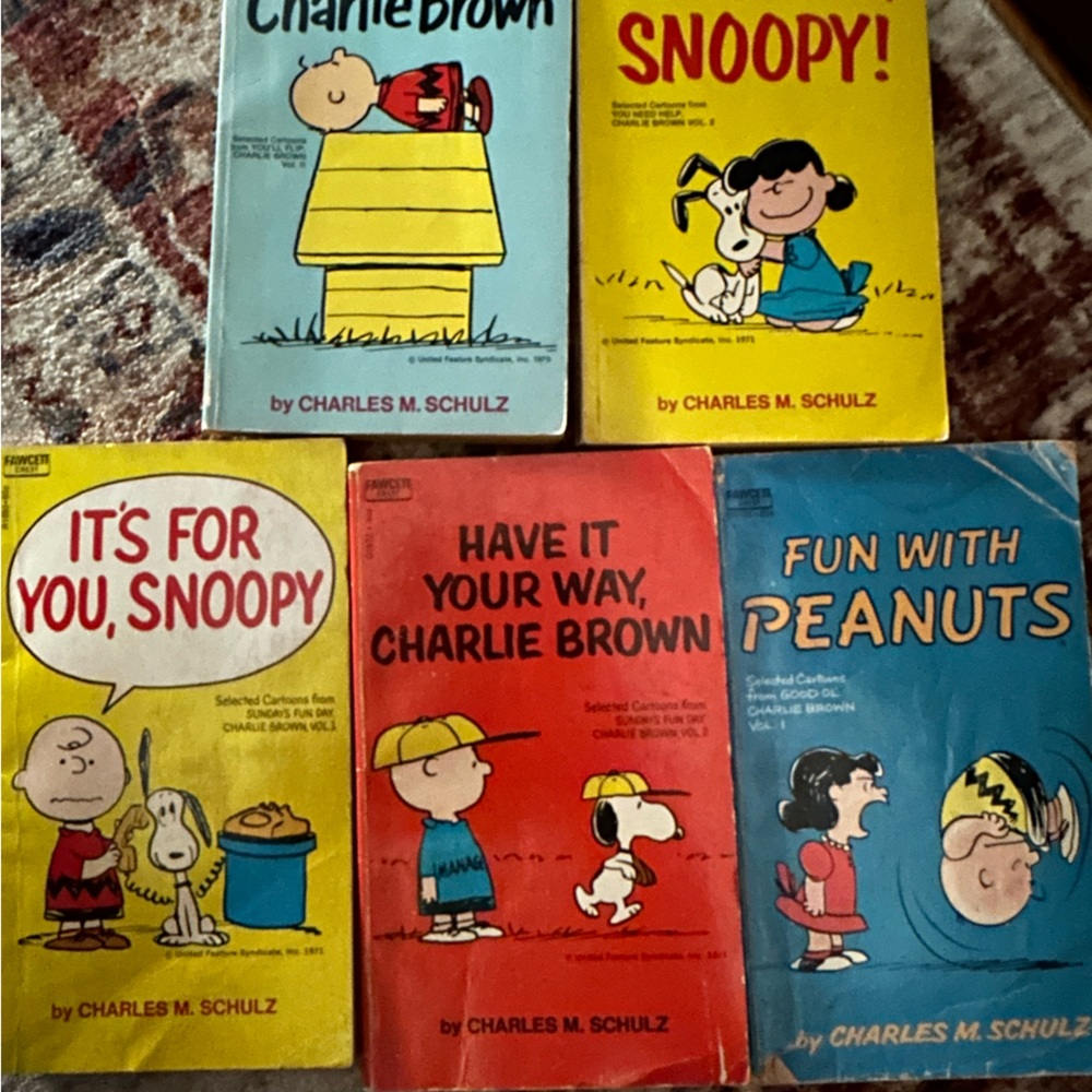 Peanuts Comic Book Collection